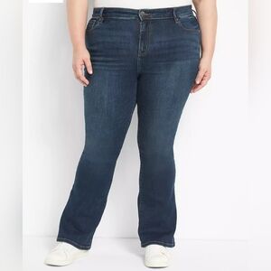 Lane Bryant Straight Fit High-Rise Bootcut Jeans w/ Flex Magic Waistband, Sz 18.
